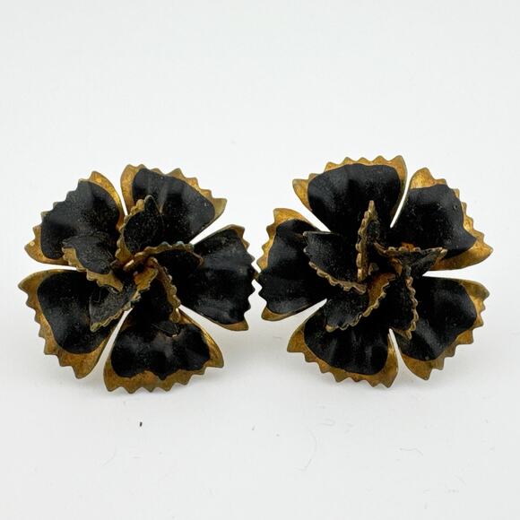 Vintage Black Enamel Flower‎ Screw Back Earrings Mid Century Floral Jewelry - Picture 9 of 10